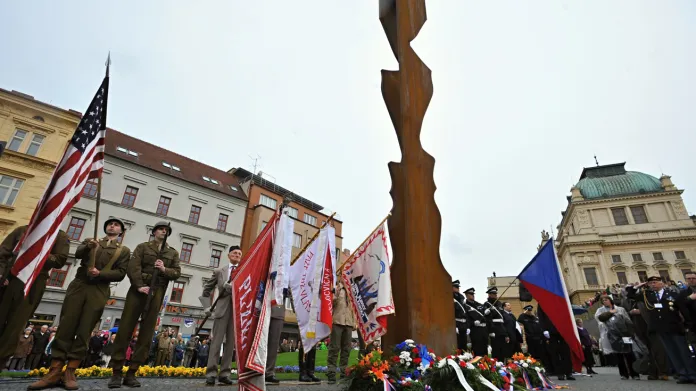 Pomník generálu Pattonovi v Plzni