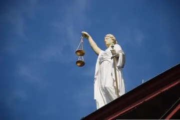 Advokátům od ledna vzrostou odměny