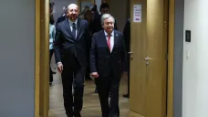 Charles Michel a António Guterres během summitu EU