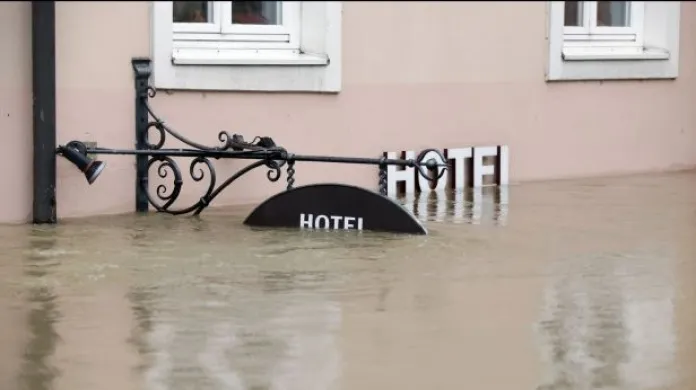 Pasov zažívá historické záplavy (Zprávy 23:00)