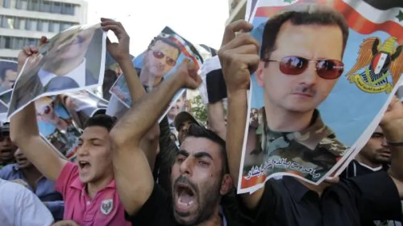 Demonstrace na podporu syrského prezidenta