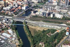 Oprava mostu Milénia v Plzni uzavře směr na Bory
