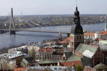 Stovky Rusů v Lotyšsku propadly v jazykovém testu. Musí opustit zemi
