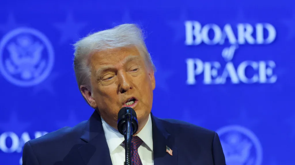 Prezident USA při vyhlašování charty Rady pro mír