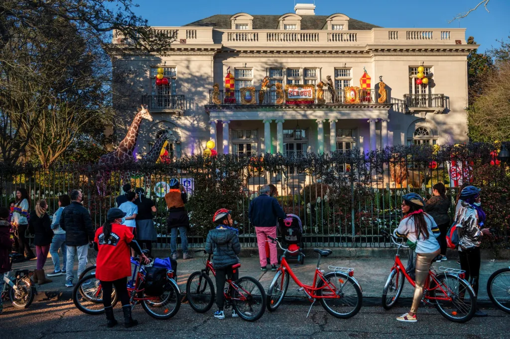 Příznivci Mardi Gras se chystají na festivalové veselí v New Orleans