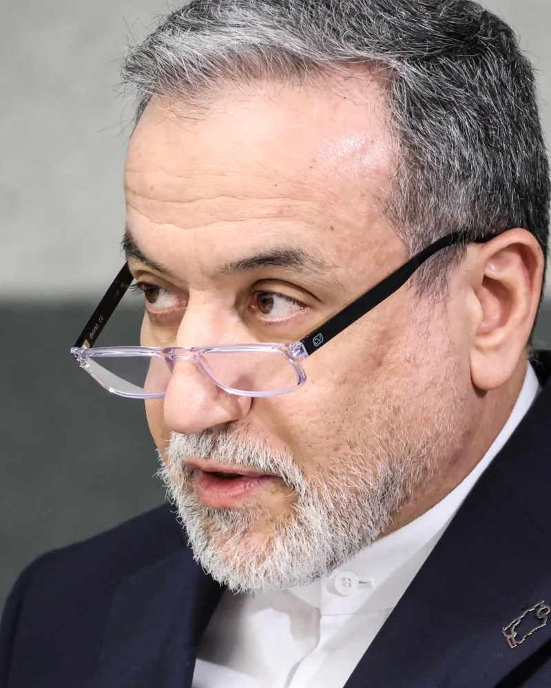 Zástupci Íránu předali v Pákistánu své požadavky, s Američany se ale zřejmě nesejdou