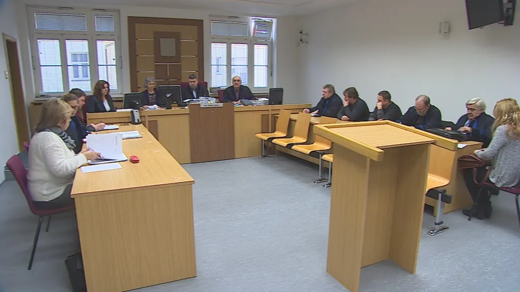 Soud v Hodoníně řešil otravu metanolem