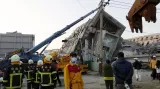 Počet obětí zemětřesení na Tchaj-wanu stoupl na 38