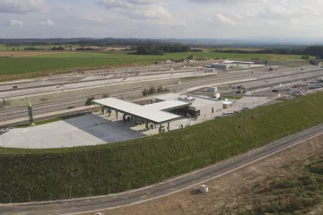 Řidiči mohou nově využívat odpočívací místo na dálnici D3 u Chotýčan