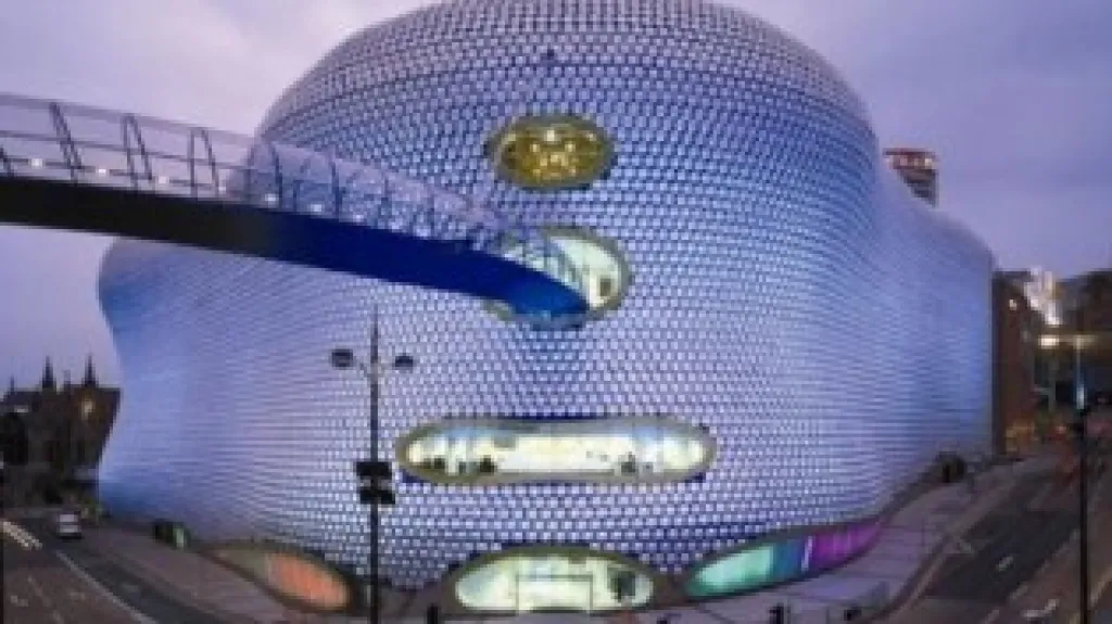Jan Kaplický / Nákupní středisko sítě Selfridges v Birminghamu, UK