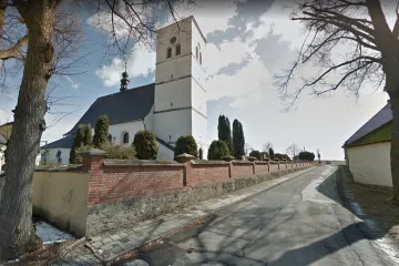 Vesnicemi roku jsou v krajích „zelené“ Úvalno a obětavý Šumvald