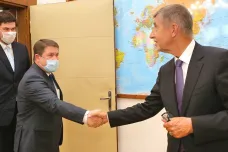 Babiš si pozval běloruského velvyslance. Vyjádřil znepokojení nad zfalšováním voleb a požádal o propuštění nevinných lidí