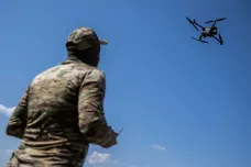 Ukrajina zaútočila drony na ruskou ropnou rafinerii, uvádí média