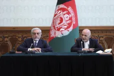 V Afghánistánu končí politický pat. Abdulláh a Ghaní podepsali dohodu o dělbě moci