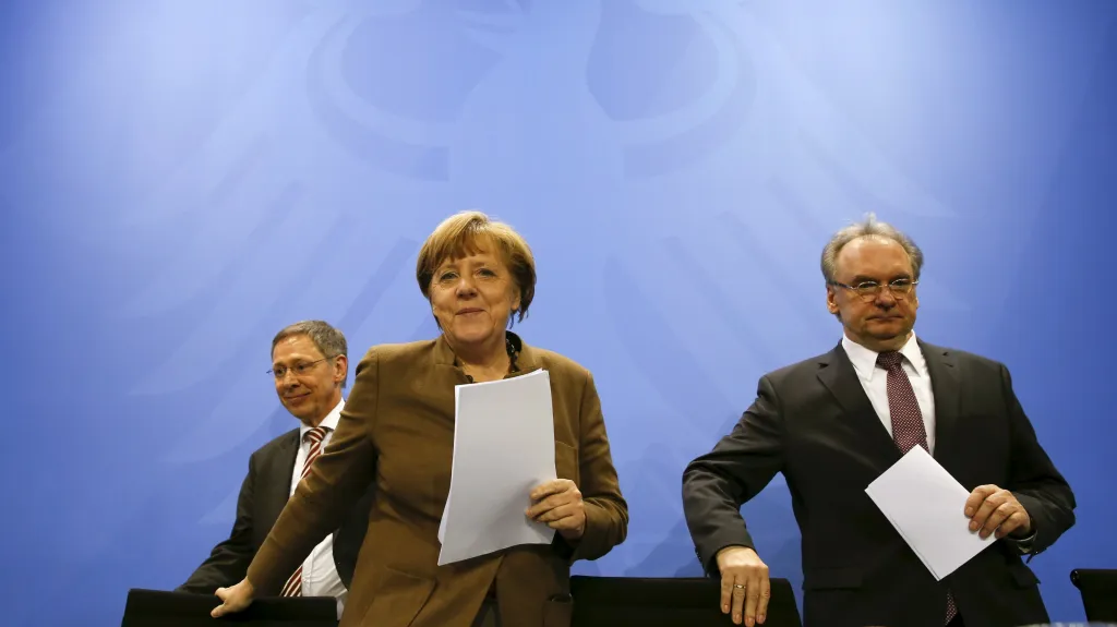 Angela Merkelová na brífinku po jednání s premiéry spolkových zemí
