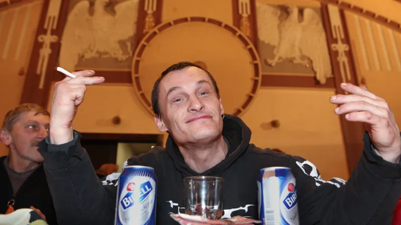 Divadelní představení lidí bez domova na hlavním nádraží v Praze (13.12.2013)