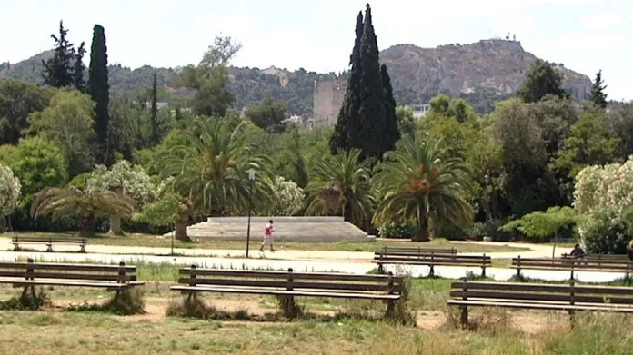Aténský park symbolizuje řecké neúspěchy