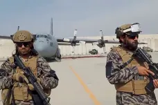„Blahopřejeme Afghánistánu.“ Taliban po odchodu Američanů slaví vítězství