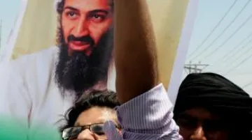 Pákistánští demonstranti odsuzují zabití bin Ládina