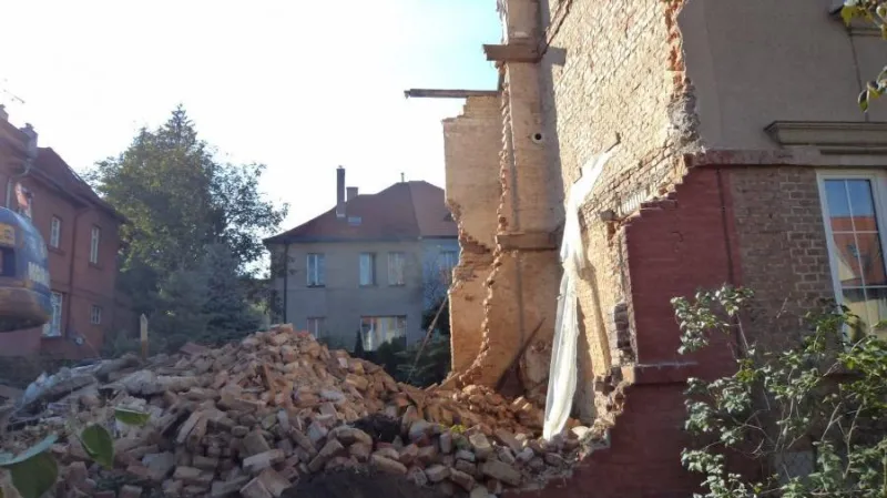 Demolice vily na Ořechovce