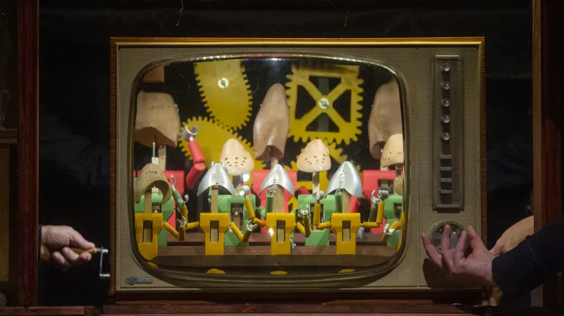 Kabinet zázraků neboli Orbis pictus (Naivní divadlo Liberec)