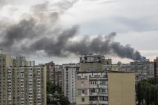 Po týdnech klidu otřásly Kyjevem silné výbuchy