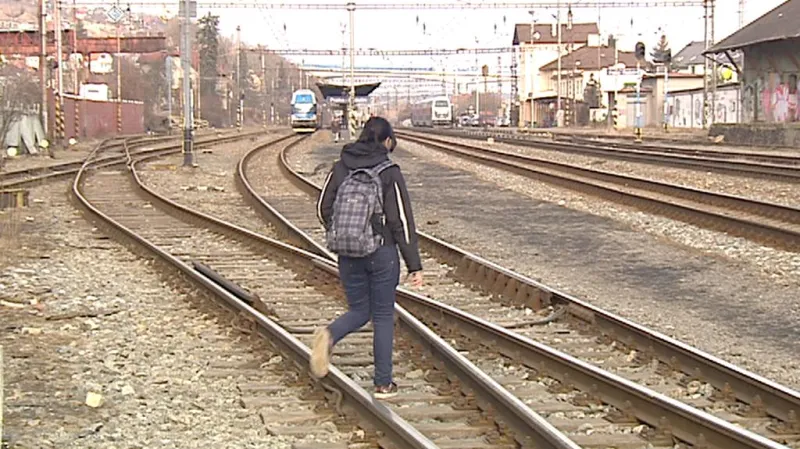 Přebíhání kolejí  v Radotíně