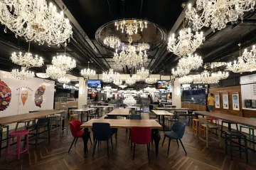 Zrekonstruovaný obchodní dům Máj se otevře prvním návštěvníkům