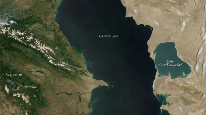 Kaspické moře ze satelitu