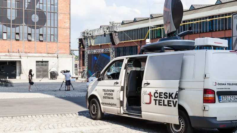 Příprava na živé vstupy z festivalu