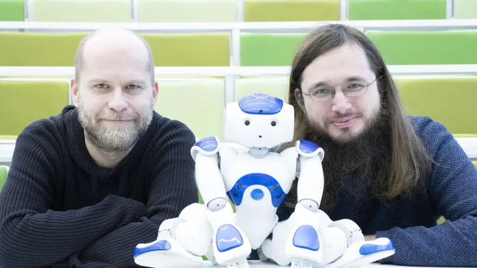Daniel Hrbek, Rudolf Rosa a autonomní programovatelný humanoidní robot