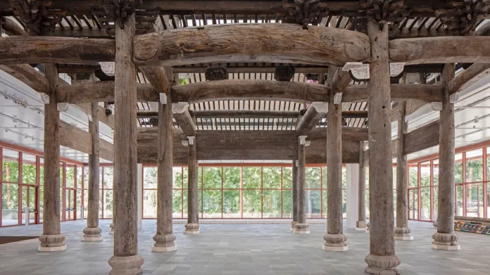 Čínský chrám na výstavě Aj Wej-weje ve Vídni