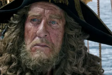 Recenze: Salazarova pomsta naviguje Piráty z Karibiku ve stylu skvělé jedničky