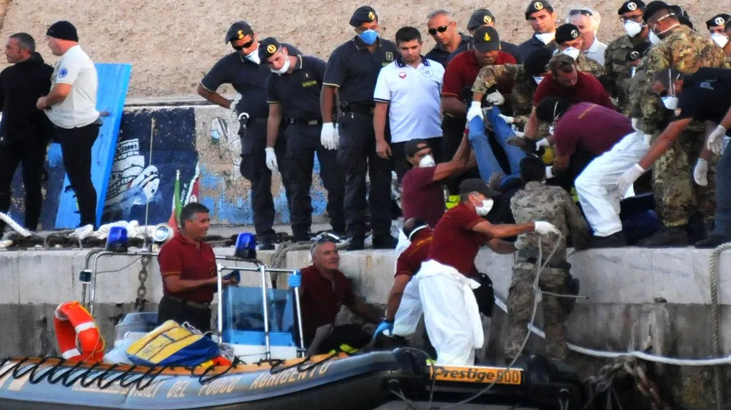 Potopení lodi s uprchlíky u Lampedusy