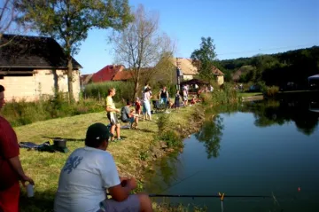 Rybářské závody ve Vojnicích