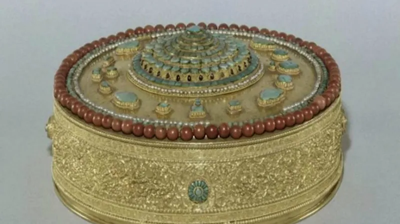 Zloději ukradli vzácnou mandalu