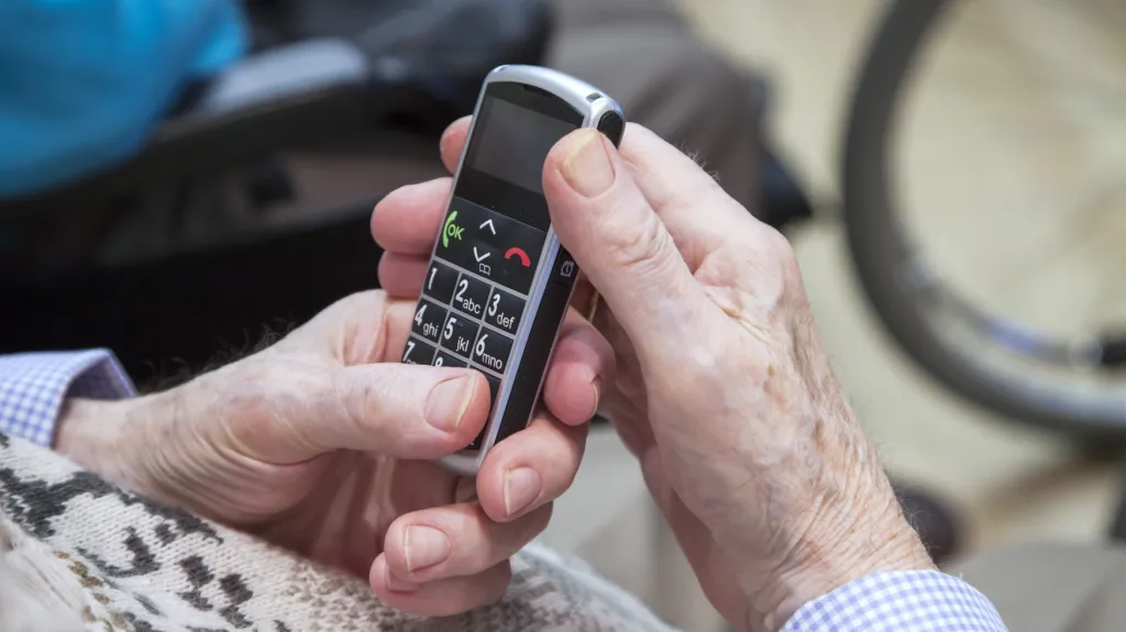 Telefon pro seniory