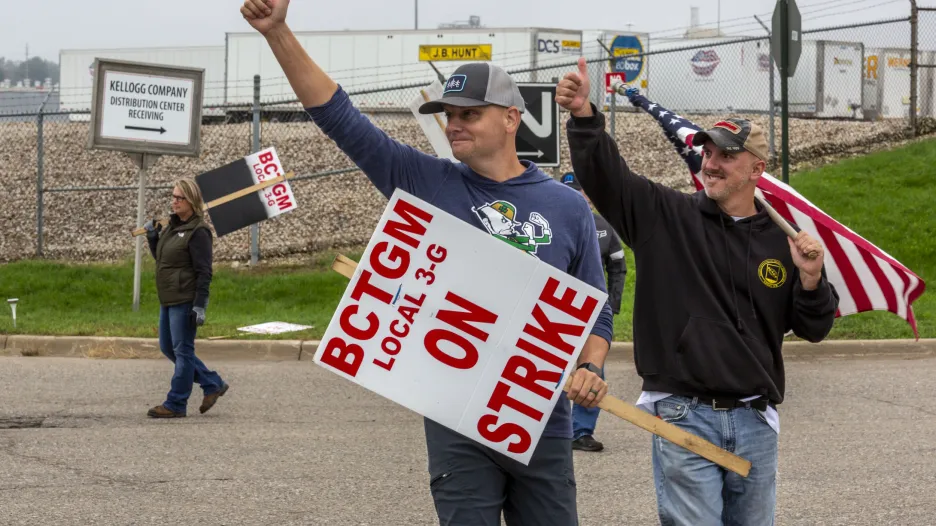Stávka zaměstnanců továrny potravinářské společnosti Kellogg