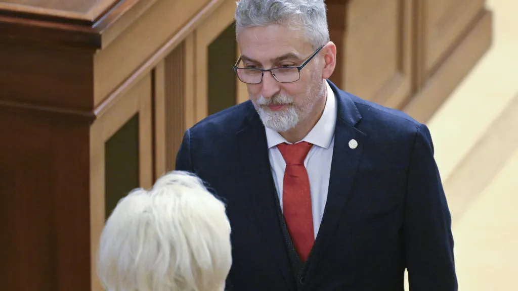 Končící primátor Olomouce Miroslav Žbánek (ANO) skládá ve sněmovně poslanecký slib