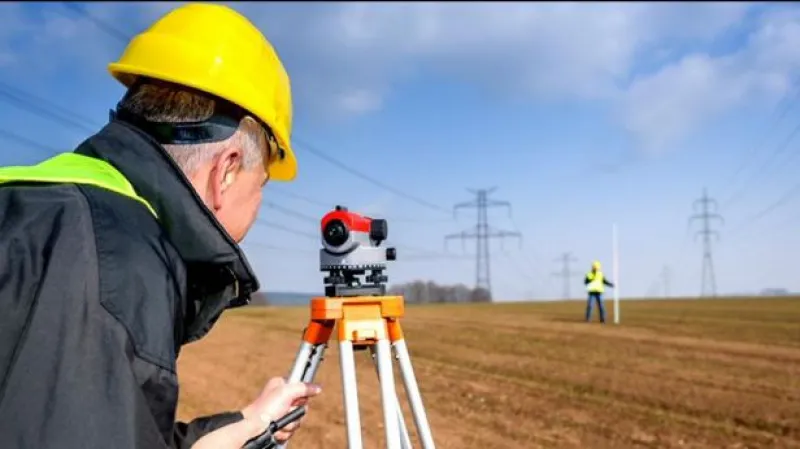 Události: Jaro rozhýbalo trh práce