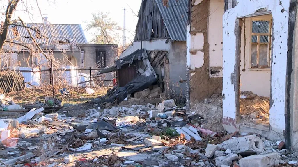 Stopy bojů jsou vidět na každém kroku