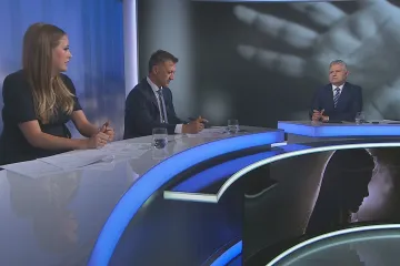 Až sedmdesát procent obětí znásilnění „zamrzne“, říká Otavová. Bude to v definici bezbrannosti, ujistil Stanislav