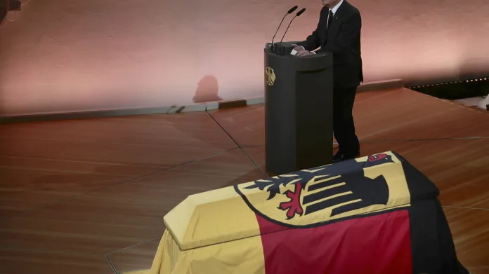Joachim Gauck během smutečního projevu