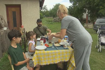 „Kamarád mi nabídl dvě místa. Řekl jsem, že mám dětí víc.“ Rodina se shledala až po půl roce války