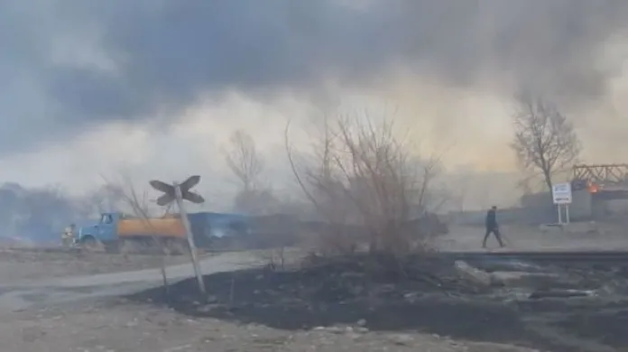 Na Sibiři řádí ničivý požár (zdroj: YouTube)
