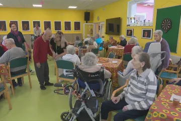 Průměrný důchod by mohl s příštím rokem vzrůst o 435 korun