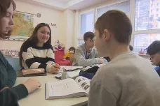 Na přípravné lekce češtiny chodí jen část ukrajinských dětí. Navazující jazyková podpora na školách často chybí úplně