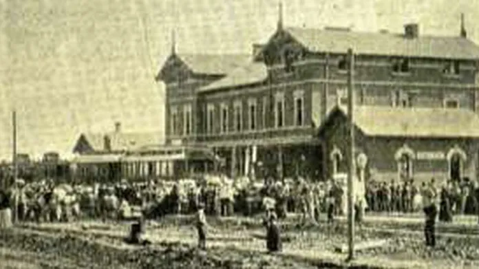 Zahájení provozu na nádraží v Mimoni 16. září 1900