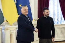 Zelenskyj poprvé jednal v Kyjevě s Orbánem. Ten vyzval k příměří