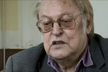 Víru zachoval i v pražských kanálech. Zemřel teolog, básník a chartista Milan Balabán